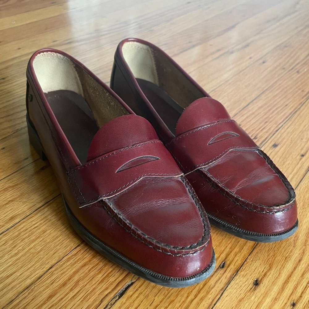 Etienne Aigner Penny Loafers in Brown, size 7